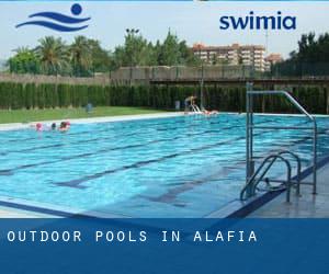 Outdoor Pools in Alafia