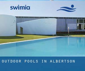 Outdoor Pools in Albertson