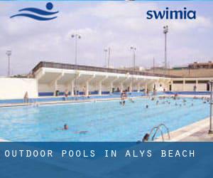 Outdoor Pools in Alys Beach