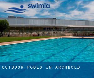 Outdoor Pools in Archbold