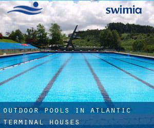 Outdoor Pools in Atlantic Terminal Houses