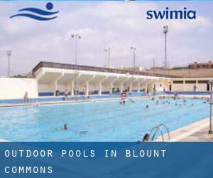 Outdoor Pools in Blount Commons