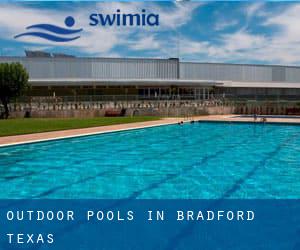 Outdoor Pools in Bradford (Texas)