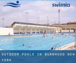 Outdoor Pools in Burnwood (New York)