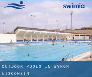 Outdoor Pools in Byron (Wisconsin)