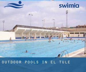 Outdoor Pools in El Tule