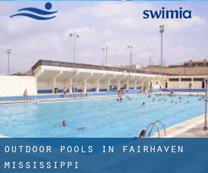 Outdoor Pools in Fairhaven (Mississippi)