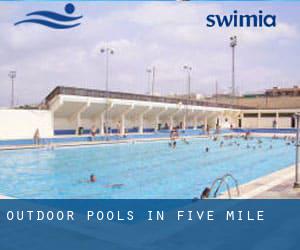 Outdoor Pools in Five Mile