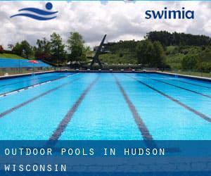 Outdoor Pools in Hudson (Wisconsin)