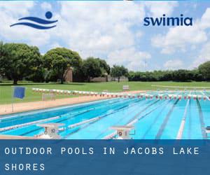 Outdoor Pools in Jacobs Lake Shores